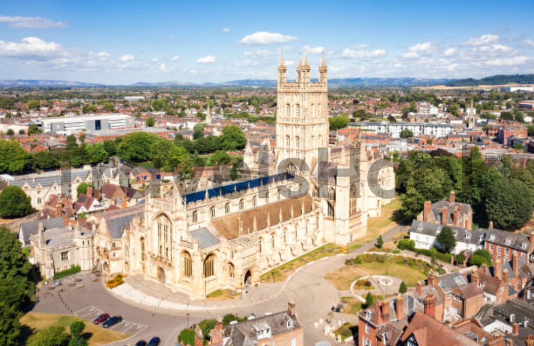 Gloucester Umrah Packages